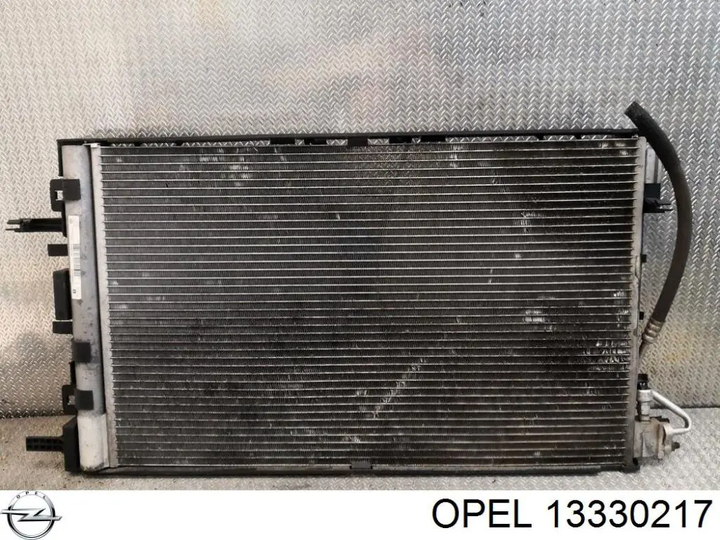 13330217 Opel Radiador de aparelho de ar condicionado