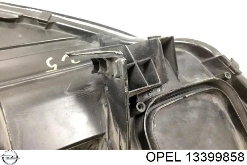 Luz esquerda Magneti Marelli 710301263207 preço, a partir de 335,99 USD