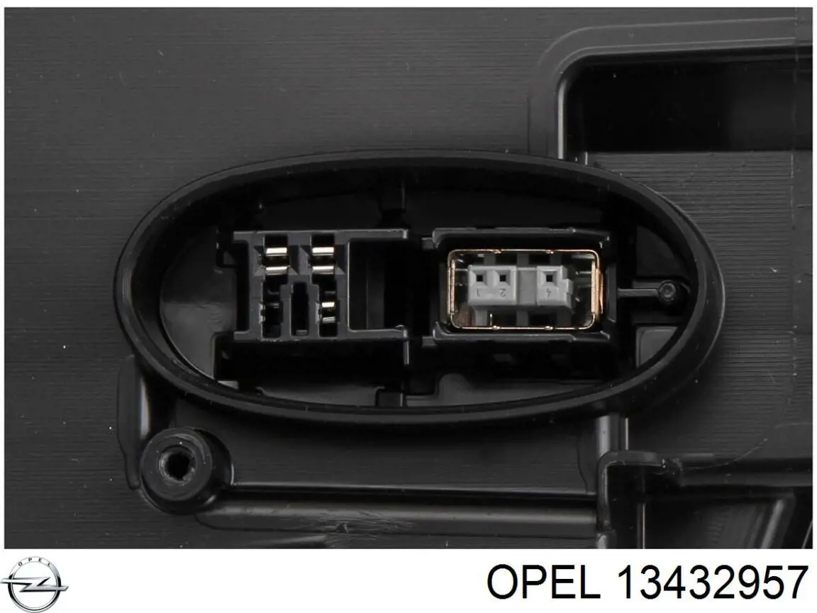 Luz direita 13432957 Opel