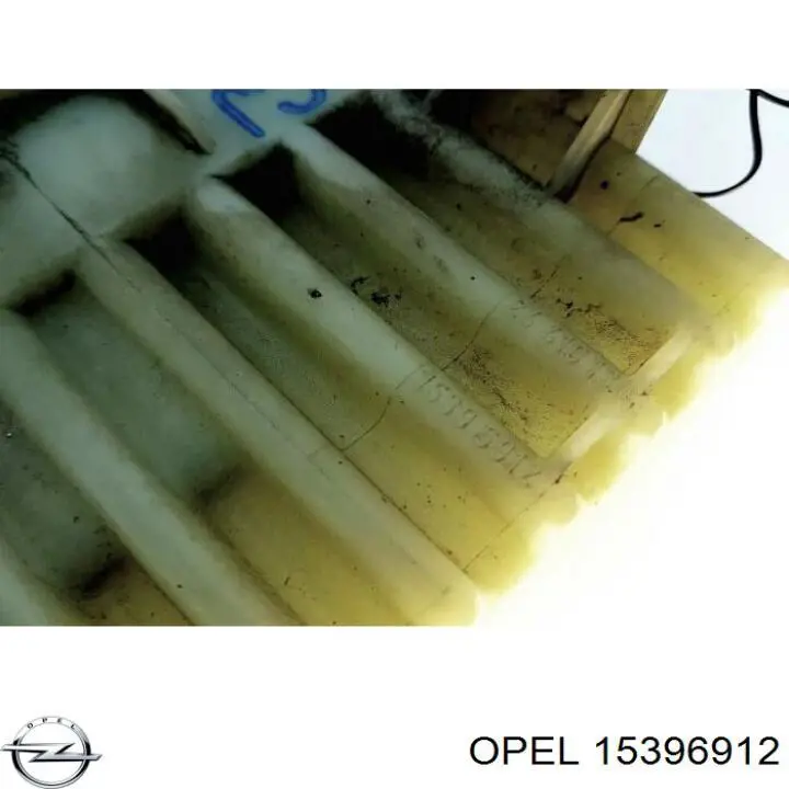 Regulador de revoluções de ventilador de esfriamento (unidade de controlo) Opel 15396912