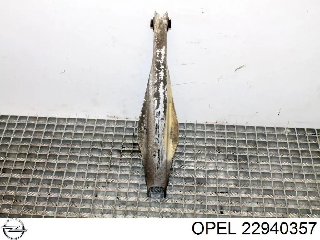 Braço oscilante superior esquerdo de suspensão traseira Opel 22940357 preço, a partir de 44,34 USD