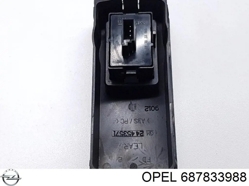  687833988 Opel