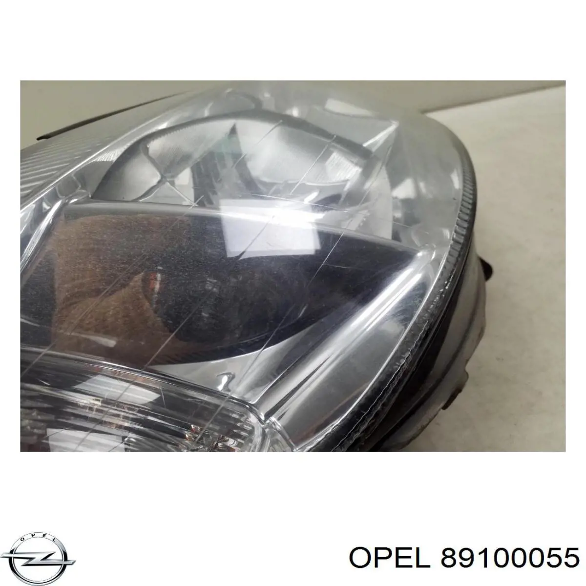 Luz direita 89100055 Opel