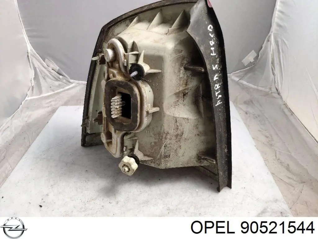 Lanterna traseira direita Opel 90521544 preço, a partir de 40,60 USD