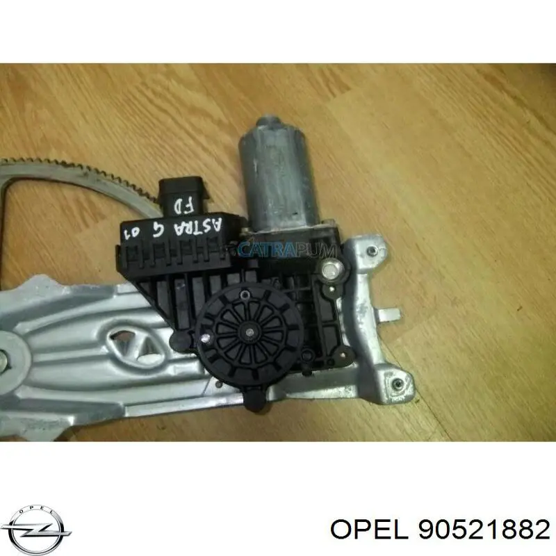 90521882 Opel Motor de acionamento de vidro da porta dianteira direita
