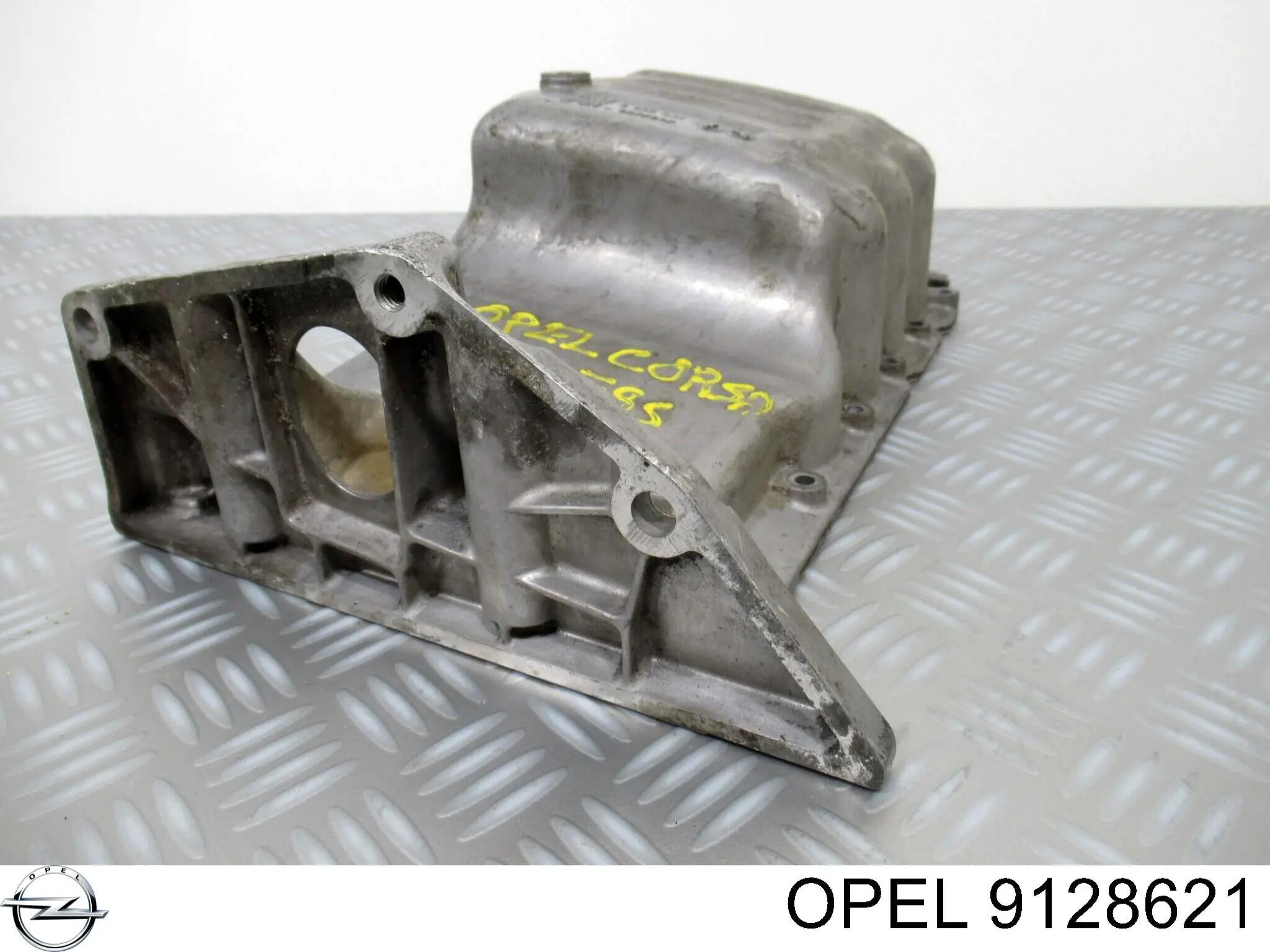 Compre 9128621 Opel Panela de óleo de cárter do motor