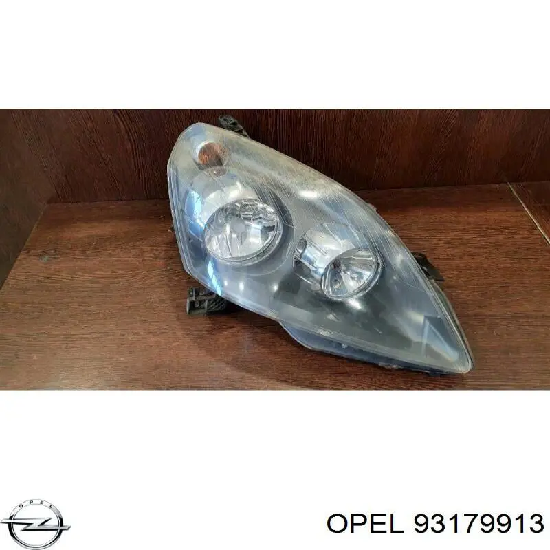 1216574 Opel Luz direita