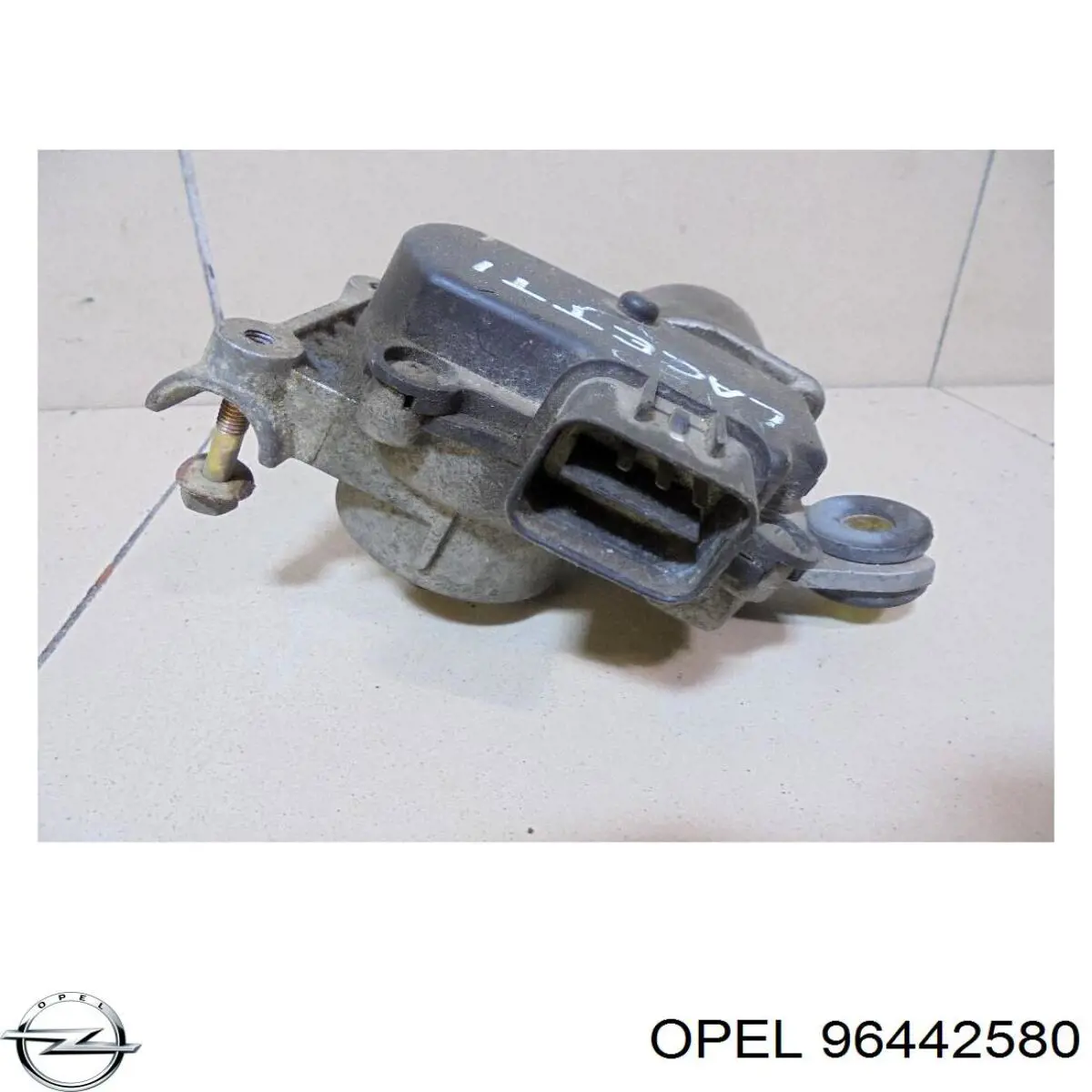 Motor de limpador pára-brisas do pára-brisas General Motors 96396525 preço, a partir de 140,16 USD