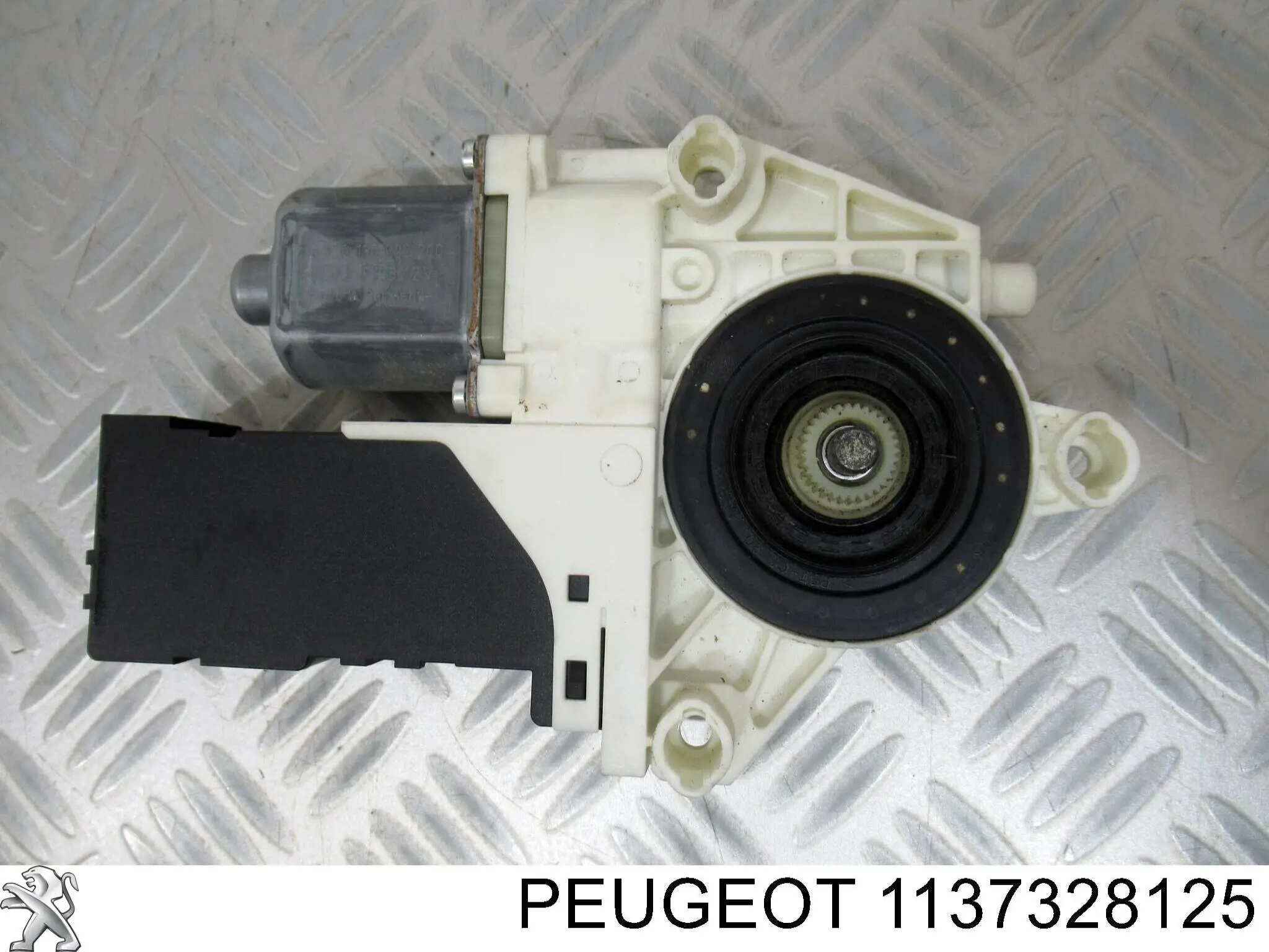 Motor de acionamento de vidro da porta dianteira esquerda Peugeot/Citroen 1137328125 preço, a partir de 44,27 USD