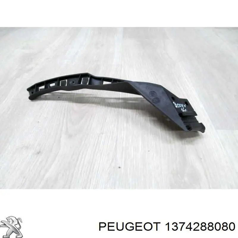 1374288080 Fiat/Alfa/Lancia Consola do pára-choque dianteiro direito