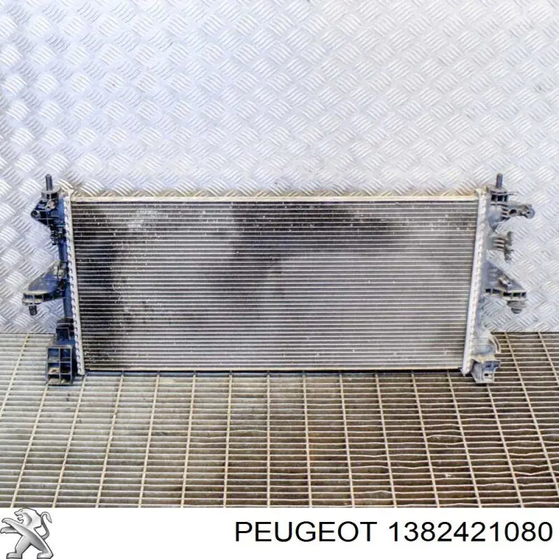 Compre 1382421080 Peugeot/Citroen Radiador de esfriamento de motor