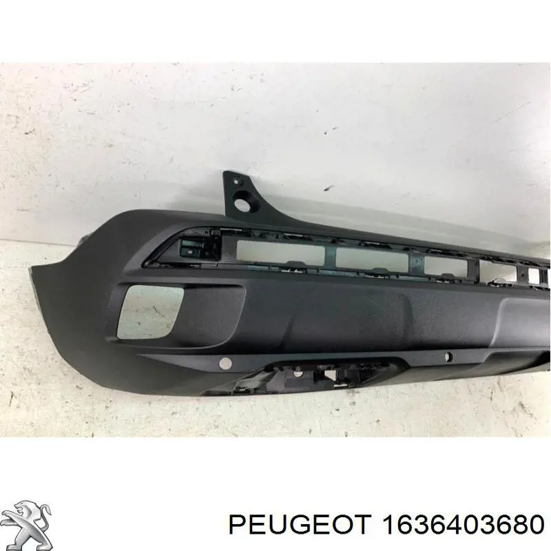 Compre 1636403680 Peugeot/Citroen Pára-choque traseiro