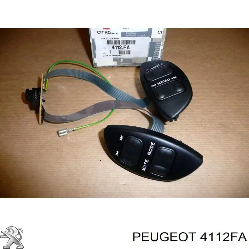 Unidade de interruptores de botão do volante de direção Peugeot/Citroen 4112FA preço, a partir de  
