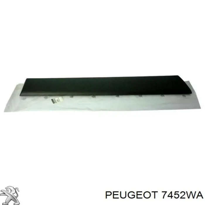 7452WA Peugeot/Citroen Moldura do pára-choque traseiro