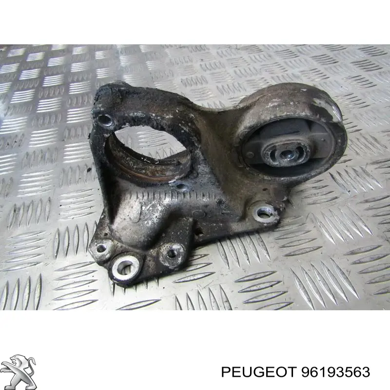 96193563 Peugeot/Citroen Coxim (suporte) traseiro de motor (bloco silencioso)