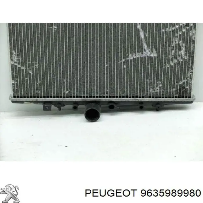 Compre 9635989980 Peugeot/Citroen Radiador de esfriamento de motor