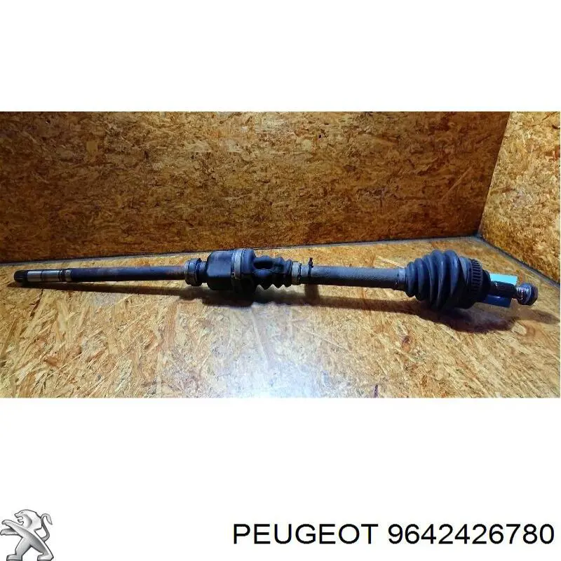 9642426780 Peugeot/Citroen Semieixo (acionador) dianteiro direito