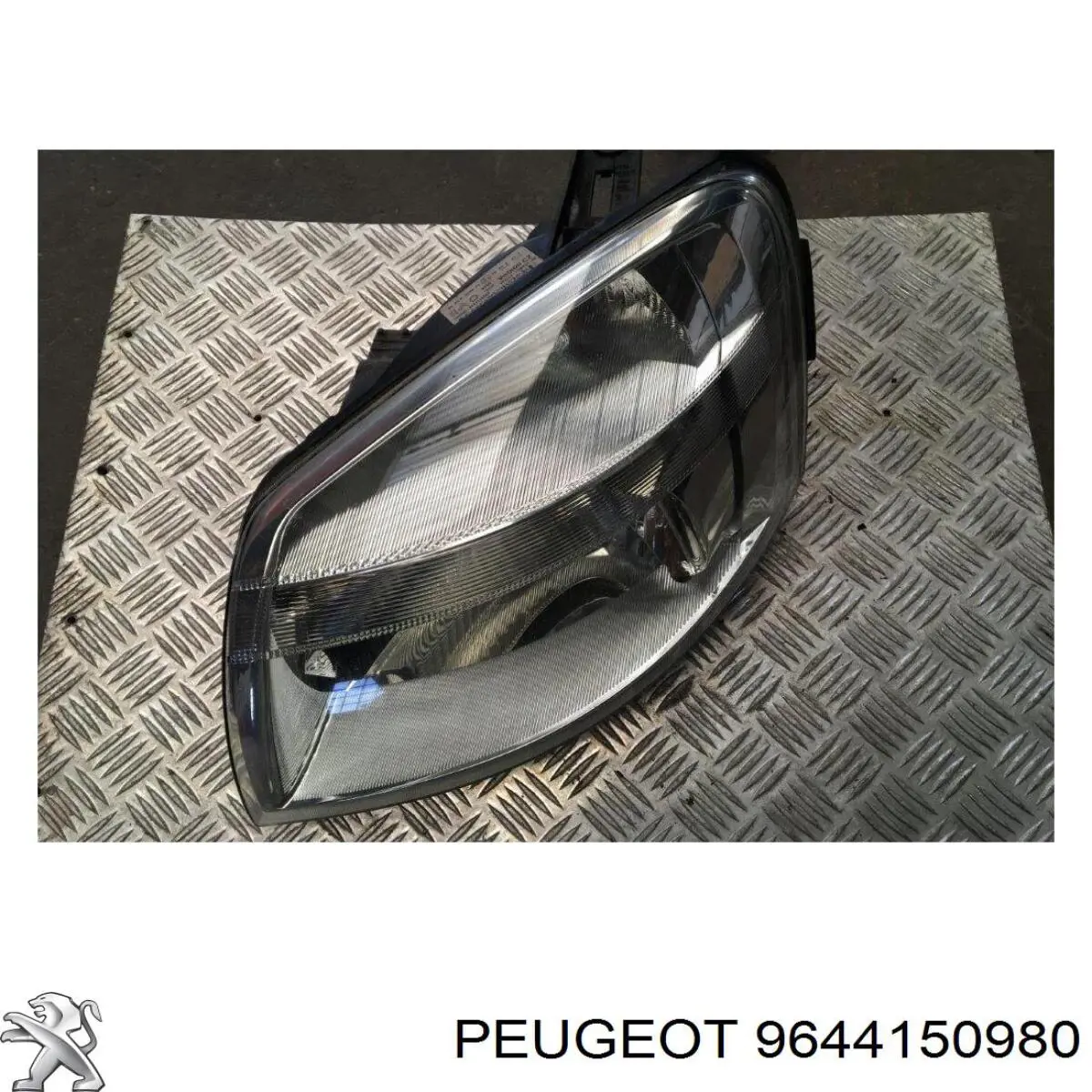 9644150980 Peugeot/Citroen Luz esquerda