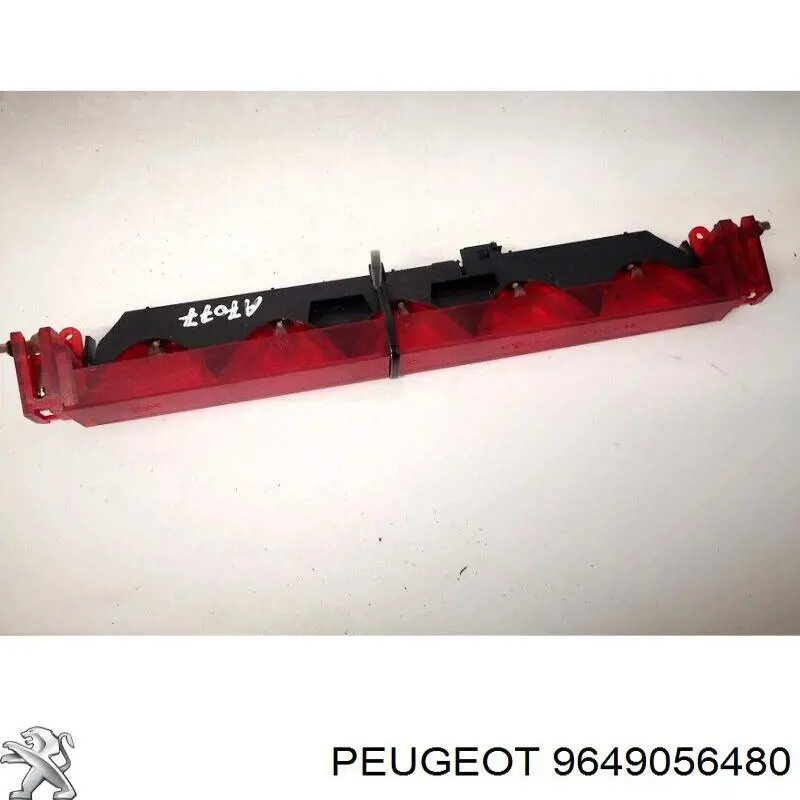 Compre 9649056480 Peugeot/Citroen Sinal de parada traseiro adicional