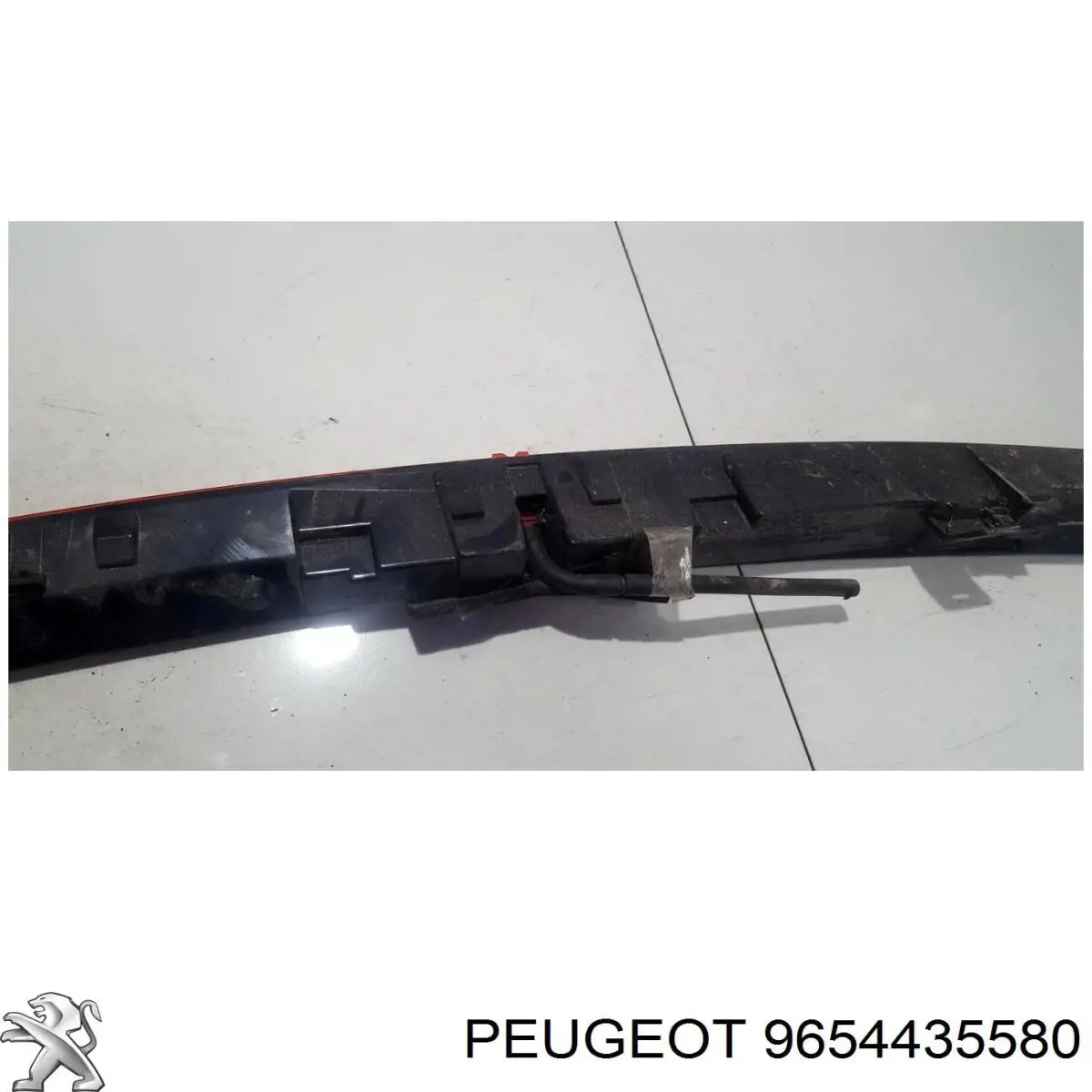 9654435580 Peugeot/Citroen Sinal de parada traseiro adicional