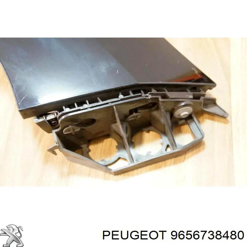 Pára-lama dianteiro direito Peugeot/Citroen 9656738480 preço, a partir de 82,16 USD