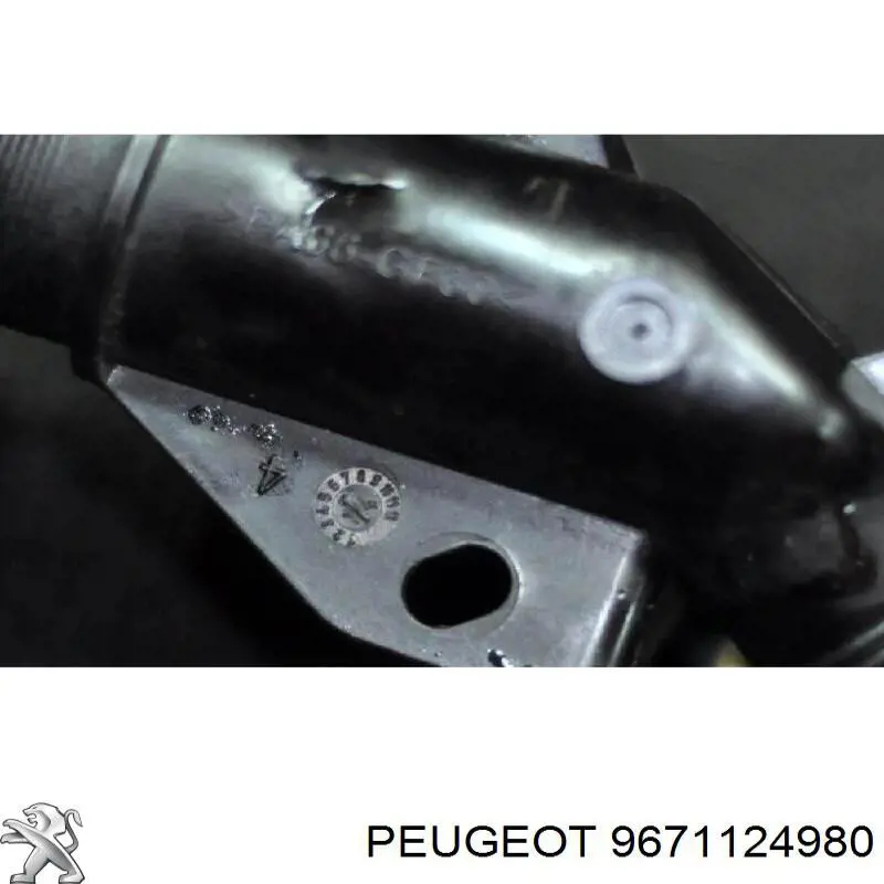 Flange do sistema de esfriamento (união em T) 9671124980 Peugeot/Citroen
