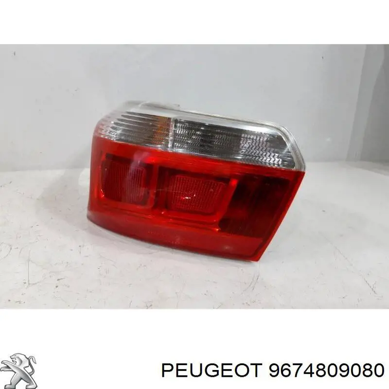 9674809080 Peugeot/Citroen Lanterna traseira esquerda