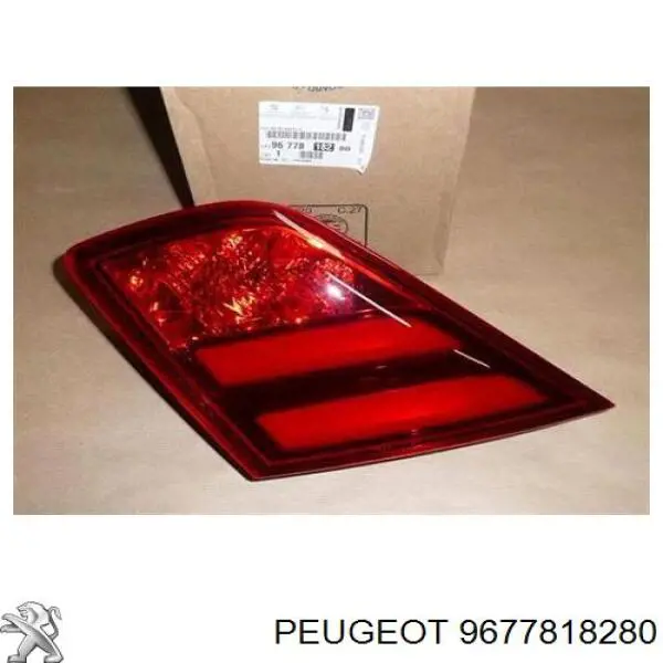 Compre 9677818280 Peugeot/Citroen Lanterna traseira direita interna