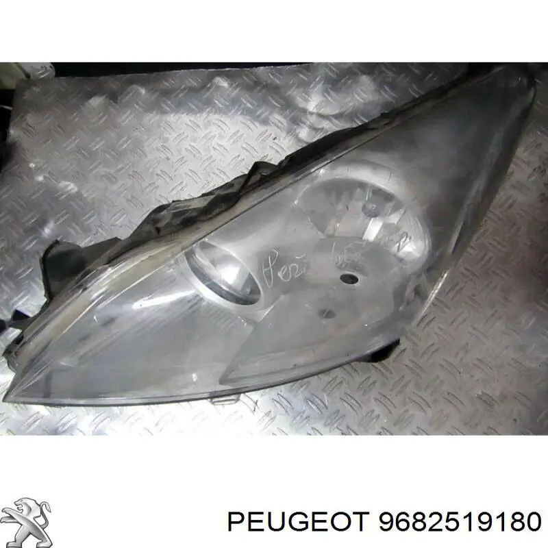 9682519180 Peugeot/Citroen Luz esquerda