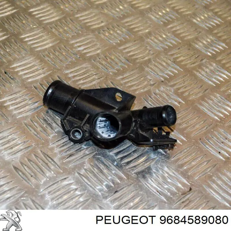 Flange do sistema de esfriamento (união em T) Peugeot/Citroen 9684589080