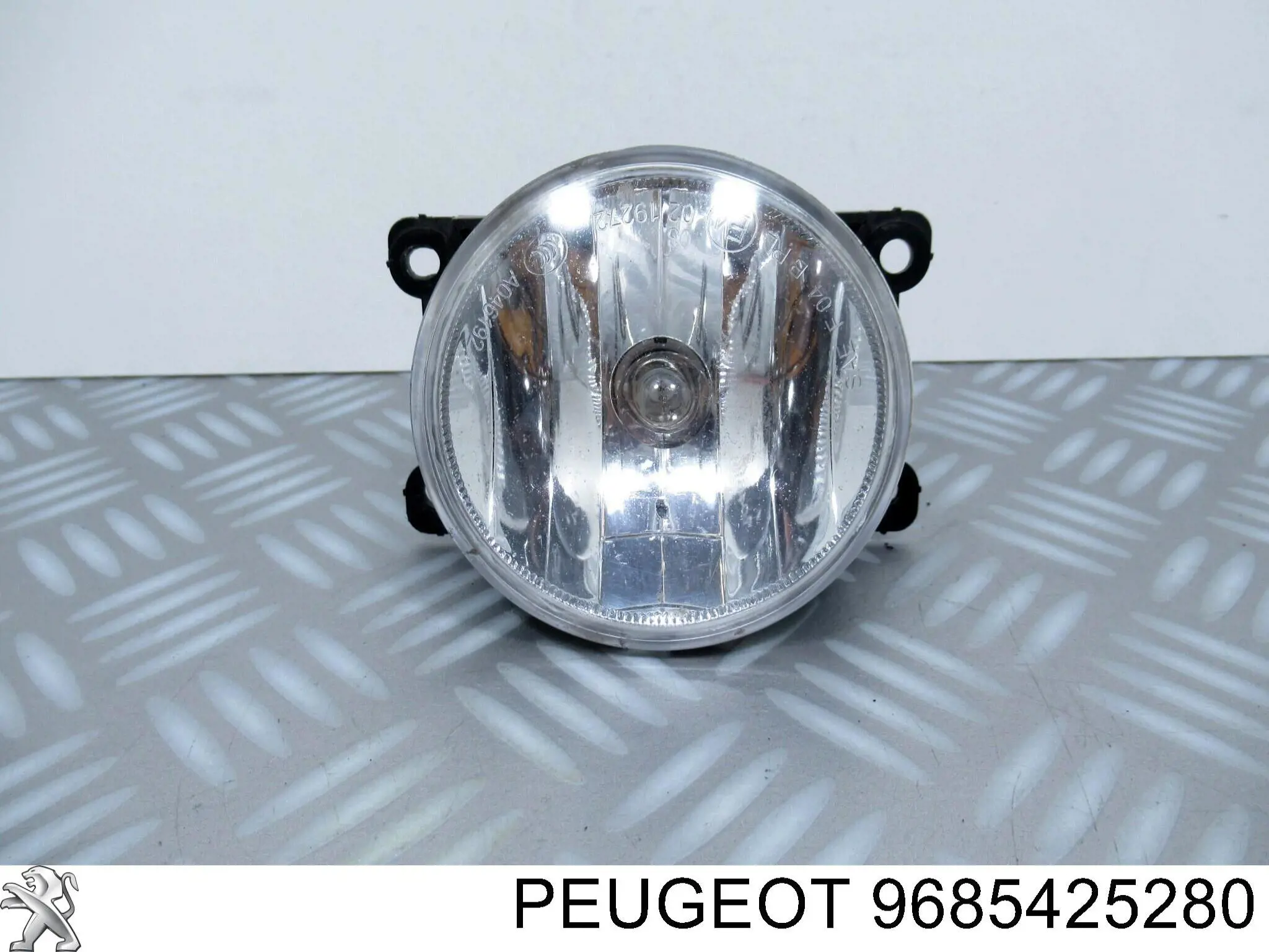 Luzes de nevoeiro esquerdas/direitas Peugeot/Citroen 9685425280 preço, a partir de 40,86 USD