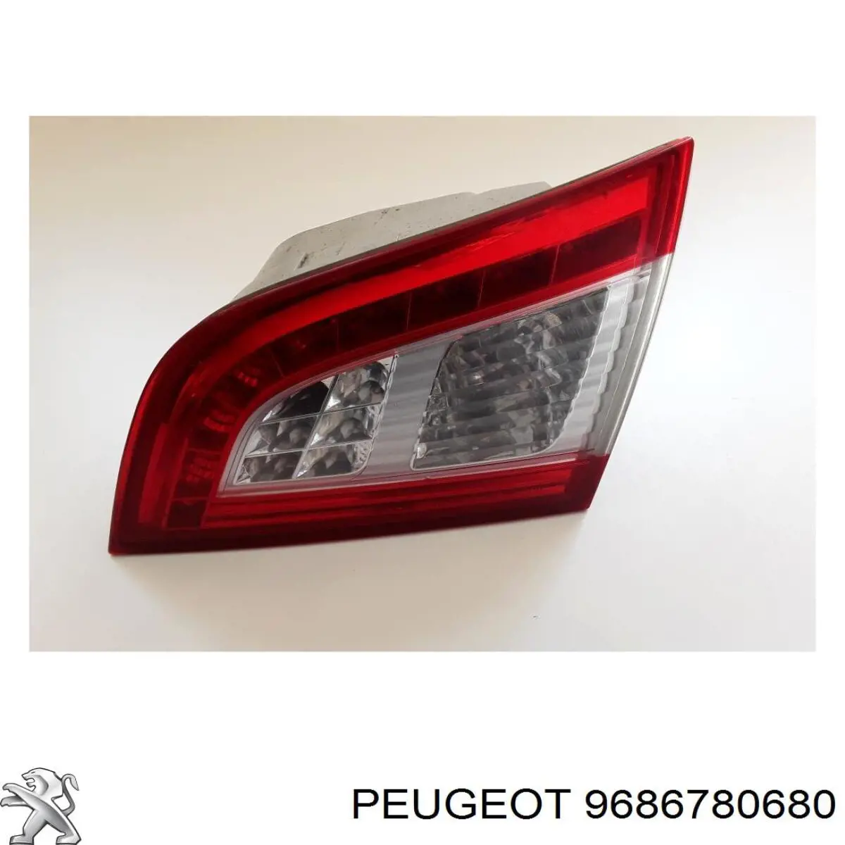 9686780680 Peugeot/Citroen Lanterna traseira direita interna
