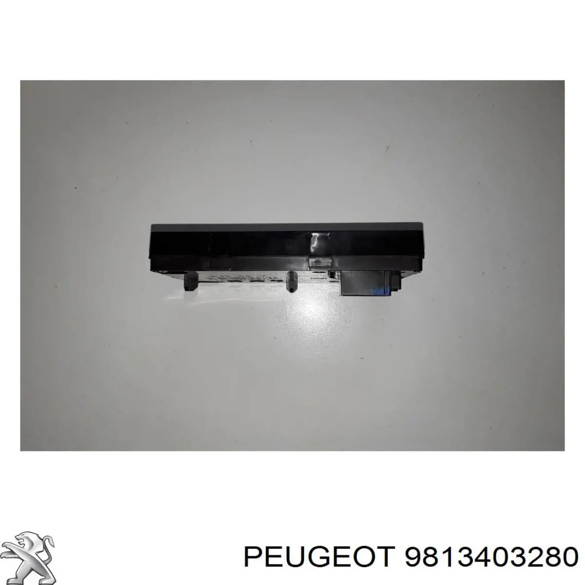 3643473 Peugeot/Citroen Estação de carregamento sem fios