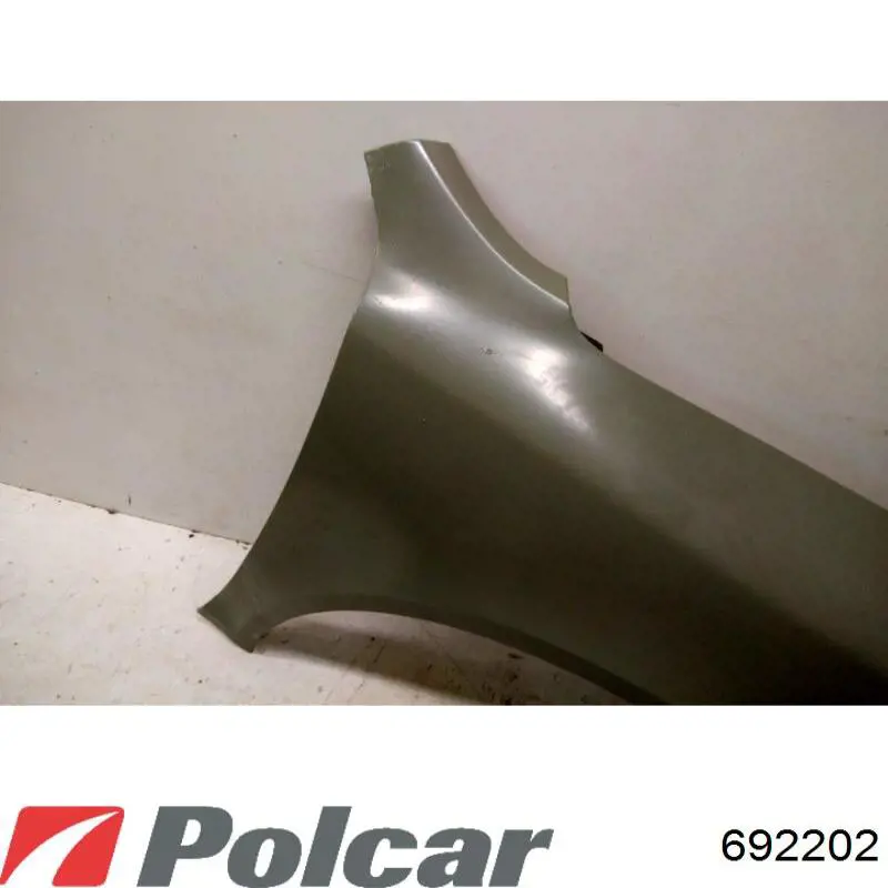 Pára-lama dianteiro direito Polcar 692202 preço, a partir de 91,86 USD