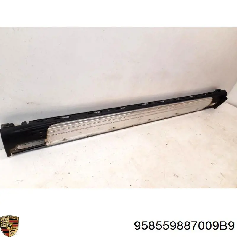 958559887009B9 Porsche 
