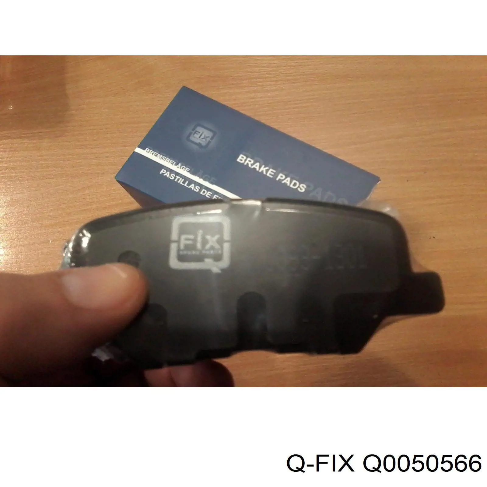 Q0050566 Q-fix Bloco silencioso do braço oscilante superior traseiro