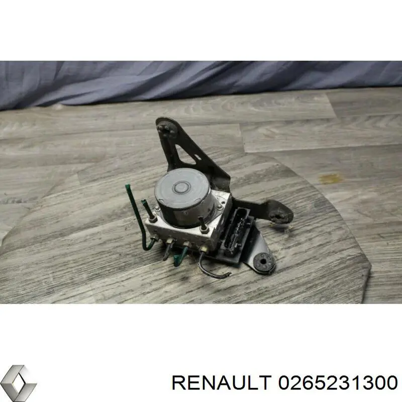 Compre 7701067590 Renault (RVI) Unidade hidráulico de controlo ABS