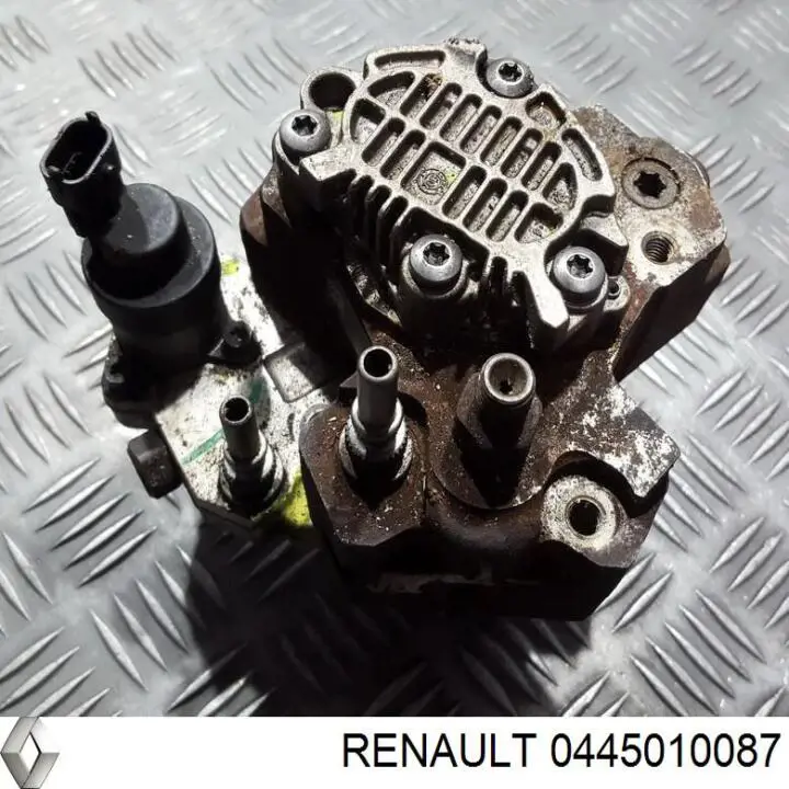 Compre H8200256255 Renault (RVI) Bomba de combustível de pressão alta