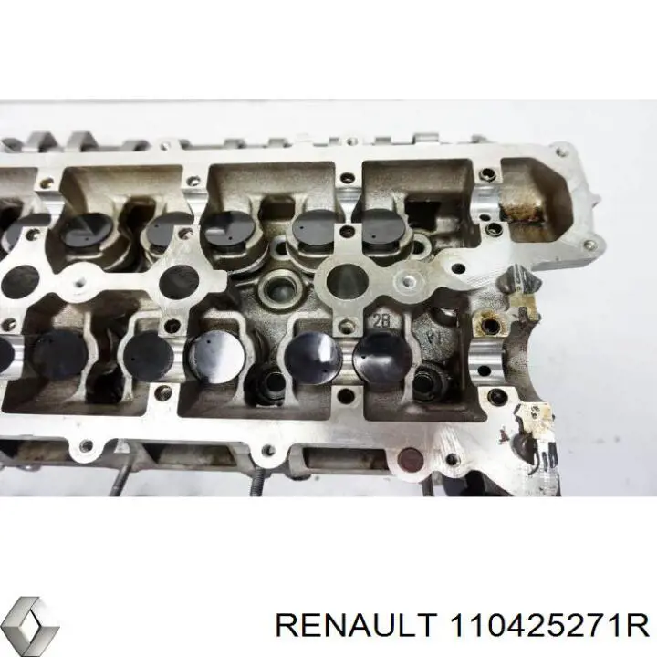 110425271R Renault (RVI) Cabeça de motor (CBC)