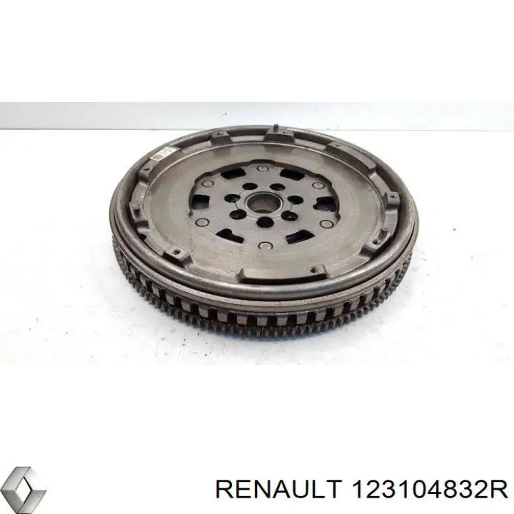 123104832R Renault (RVI) Volante de motor