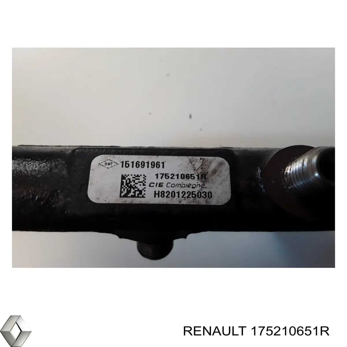 175210651R Renault (RVI) Distribuidor de combustível (rampa)