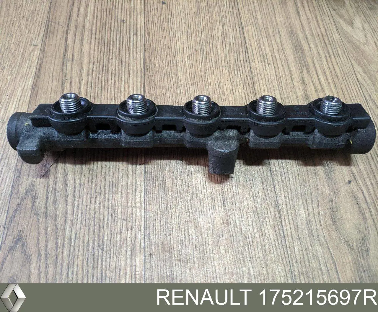 175215697R Renault (RVI) Distribuidor de combustível (rampa)
