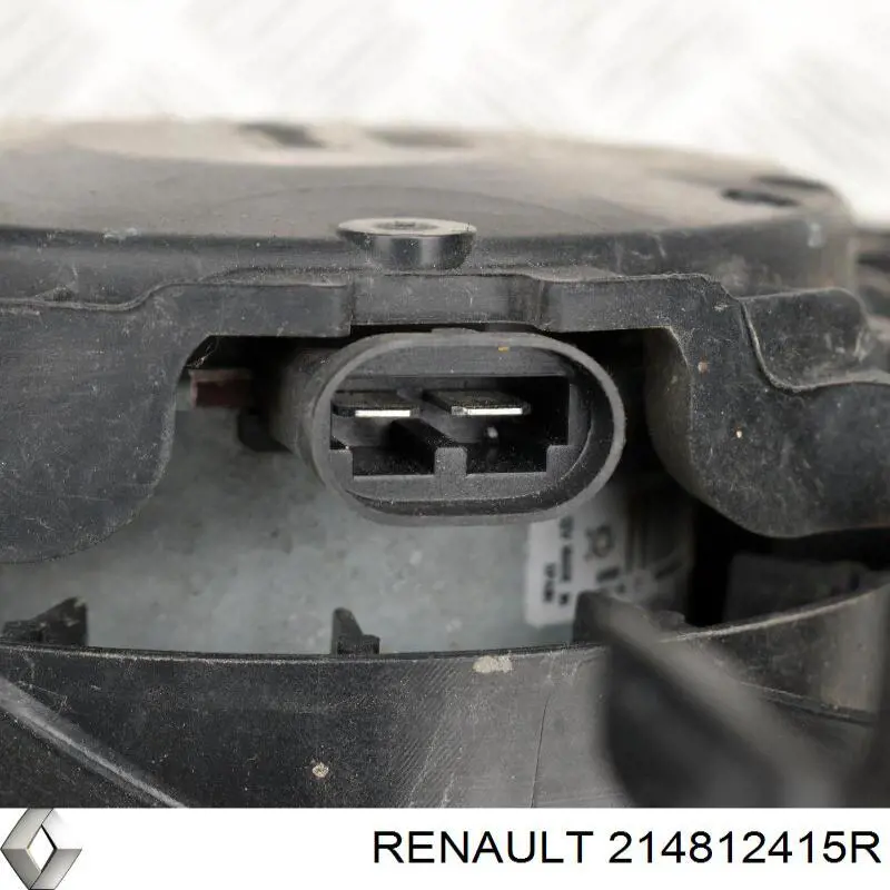 Ventilador elétrico de esfriamento montado (motor + roda de aletas) Renault (RVI) 214812415R preço, a partir de 53,29 USD