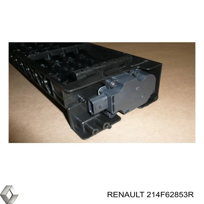 214F62853R Renault (RVI) Conduto de ar (defletor) do radiador