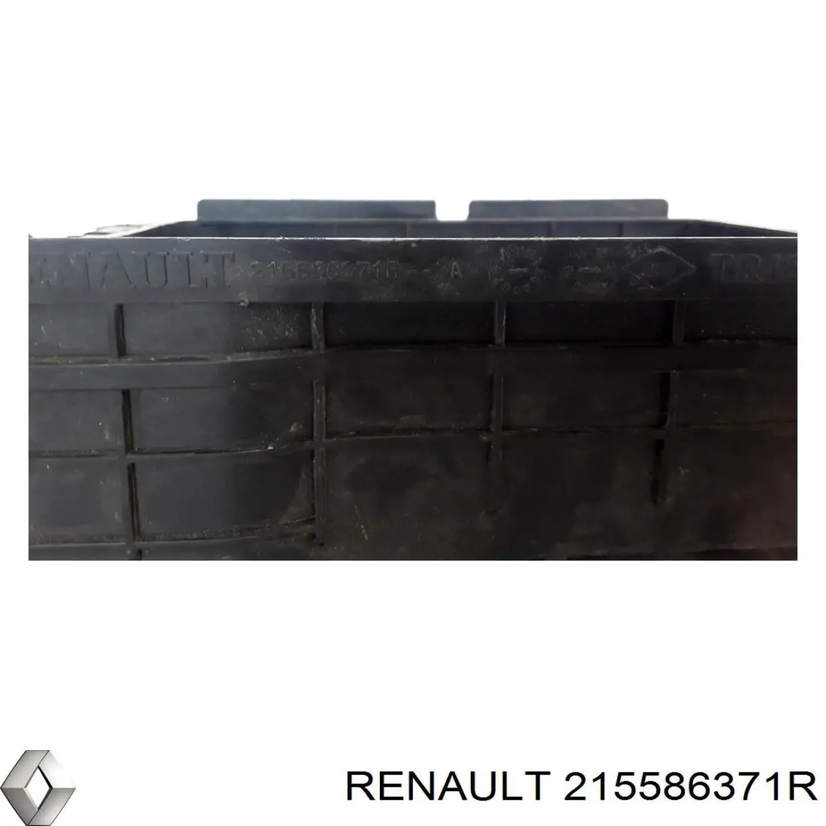 Compre 215586371R Renault (RVI) Conduto de ar (defletor) do radiador de intercooler