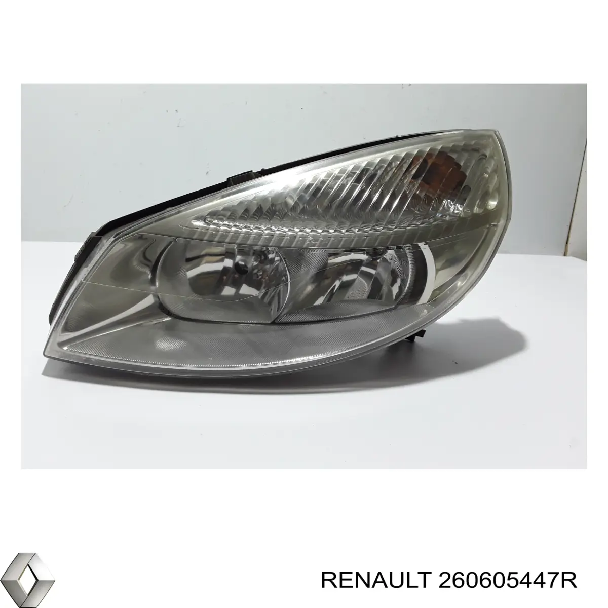 Luz esquerda Renault (RVI) 260605447R preço, a partir de 72,36 USD