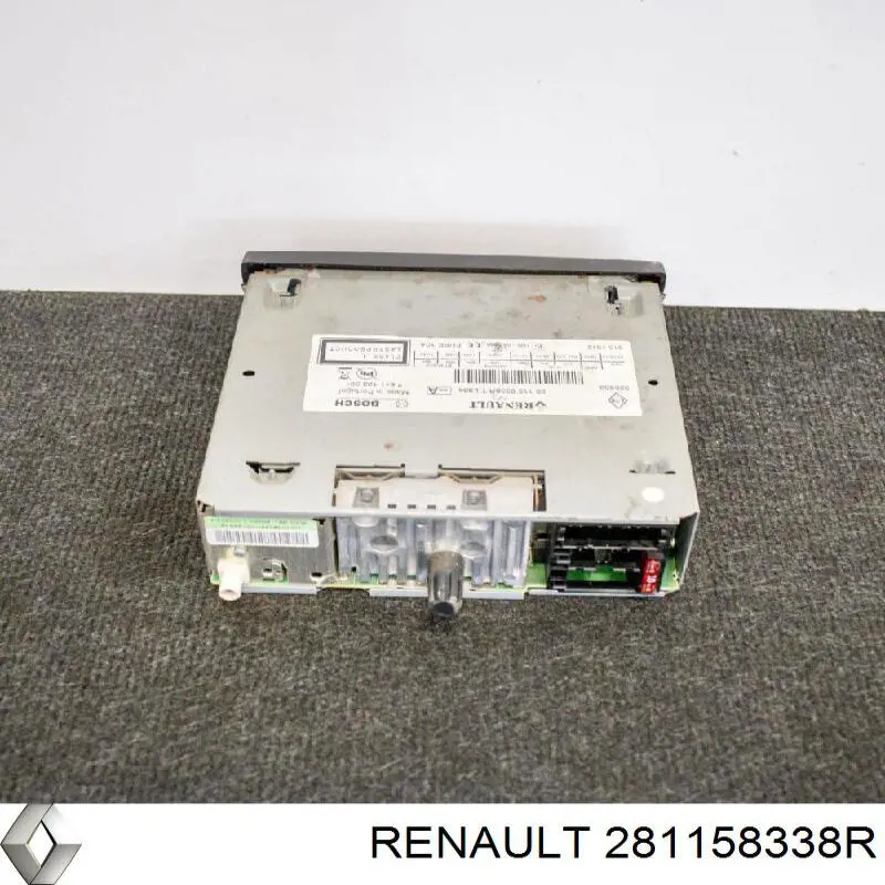 281158338R Renault (RVI) Aparelhagem de som (rádio AM/FM)