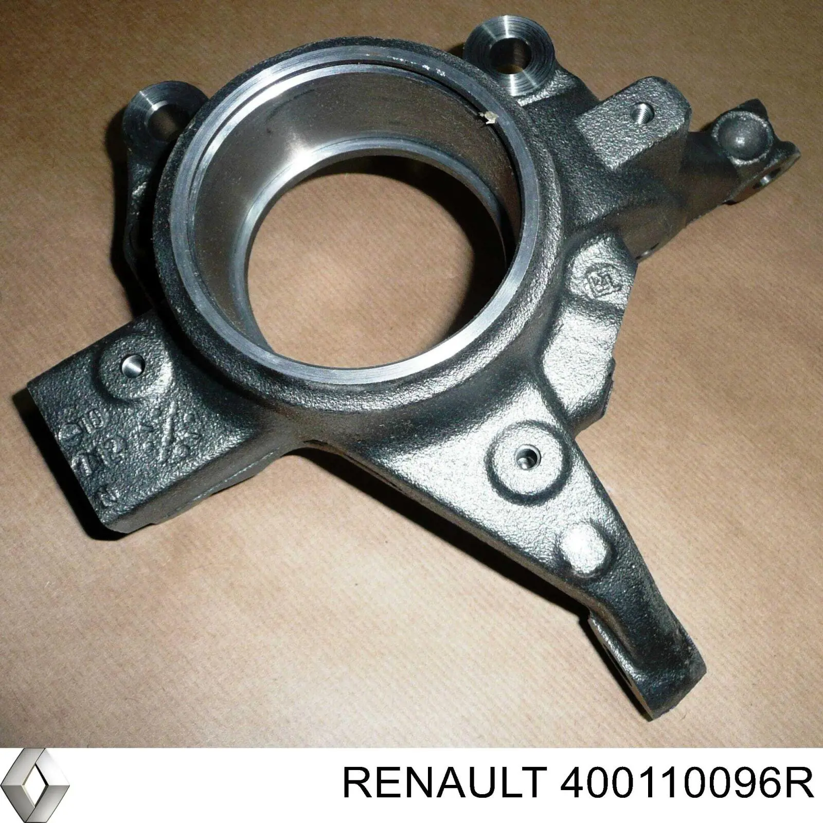 Pino moente (extremidade do eixo) dianteiro direito Renault (RVI) 400110096R preço, a partir de 116,28 USD