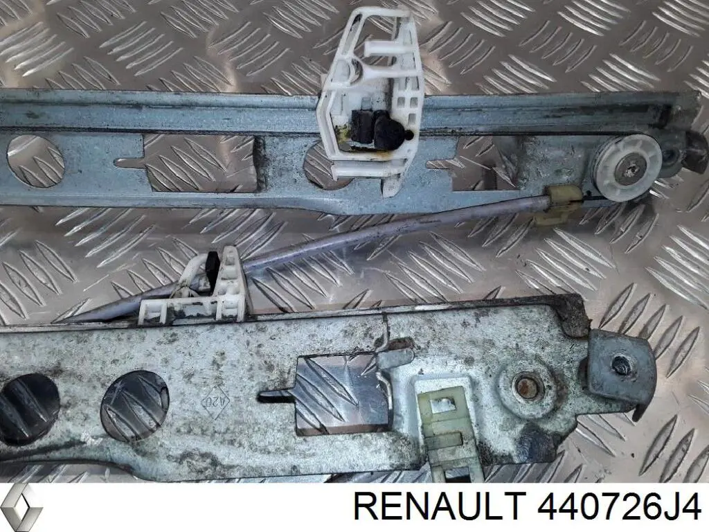 440726J4 Renault (RVI) Motor de acionamento de vidro da porta dianteira direita