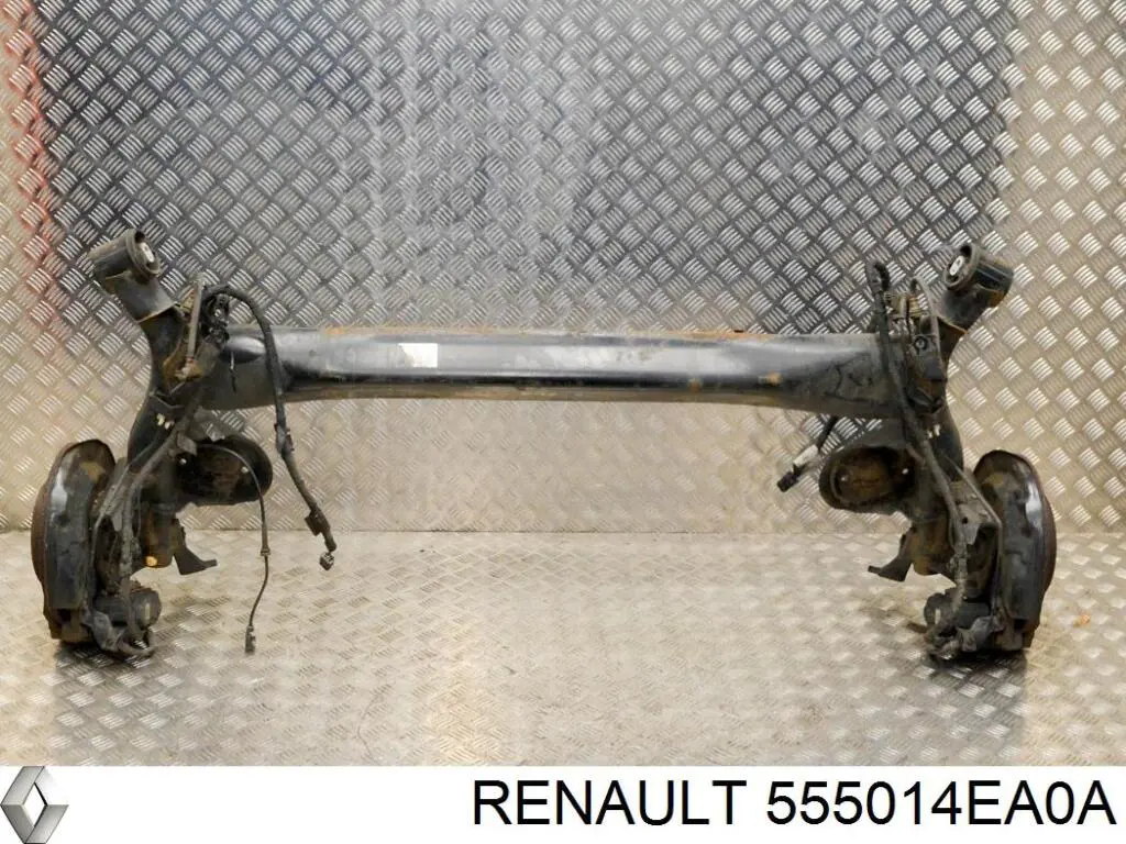 555014EA0A Renault (RVI) Viga de suspensão traseira (plataforma veicular)